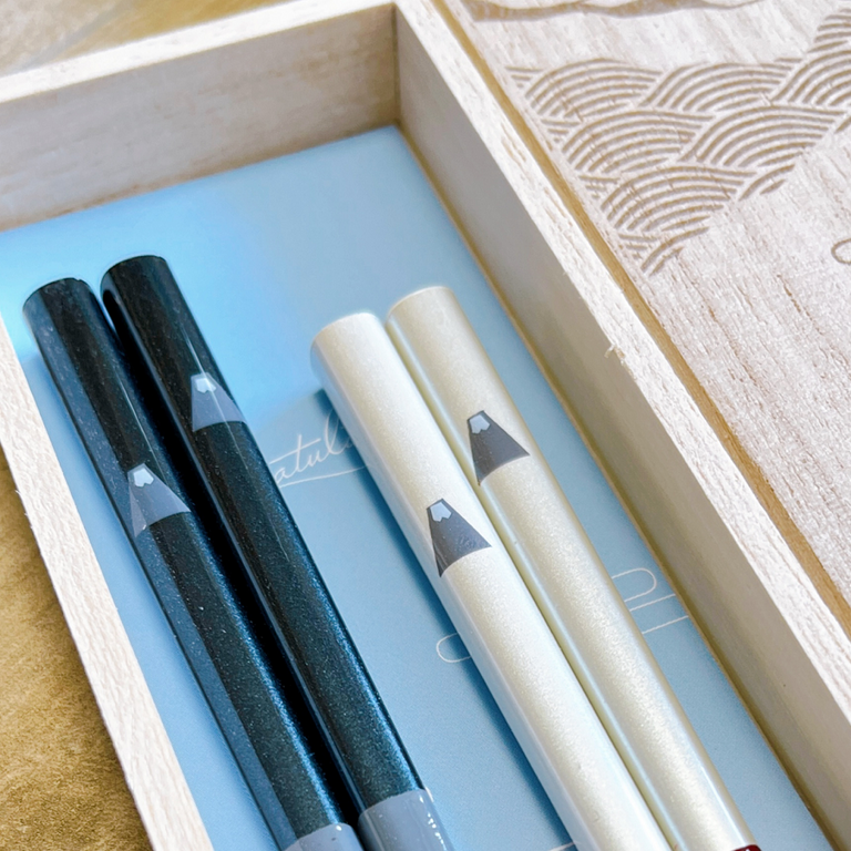 Mount Fuji Wakasa Lacquerware Chopsticks Gift Set